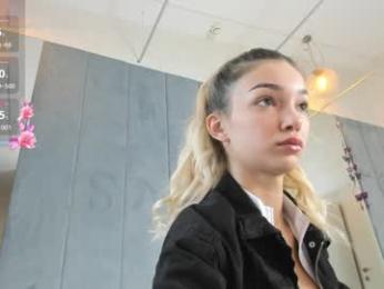 sassyt33n chaturbate stream image