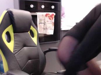 blondalina bongacams stream image