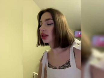 BabyDarii bongacams stream image, 25.03.2025 15:20