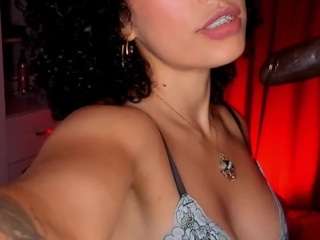 dani-moore camsoda stream image