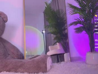 blush_mikki chaturbate stream image