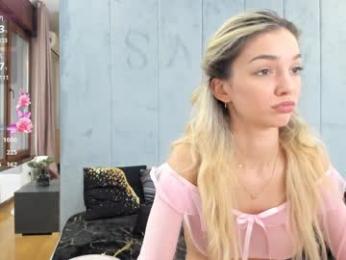 sassyt33n chaturbate stream image