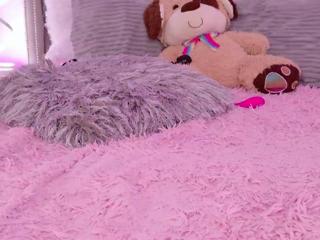 Julia Summers flirt4free stream image, 04.02.2025 01:00