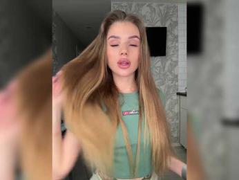 SweetyMia bongacams stream image