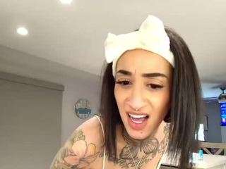 starryari69 camsoda stream image