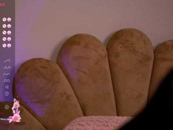 KairaAndrews bongacams stream image, 02.04.2025 21:10