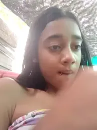 Zoe_Sweett18 stripchat stream image, 03.04.2025 12:20