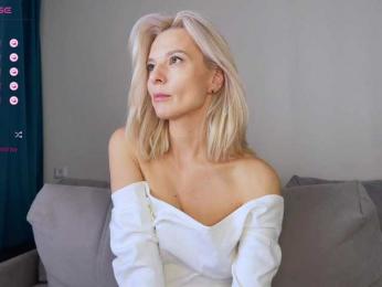 -Molly- bongacams stream image, 04.04.2025 04:30