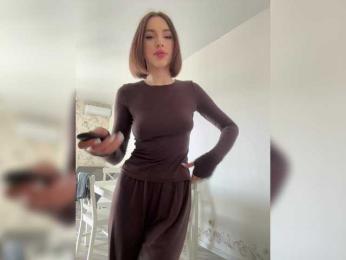 BabyDarii bongacams stream image, 04.04.2025 12:30