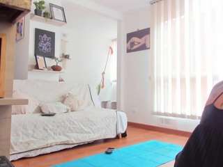 karlyee camsoda stream image, 04.04.2025 15:30