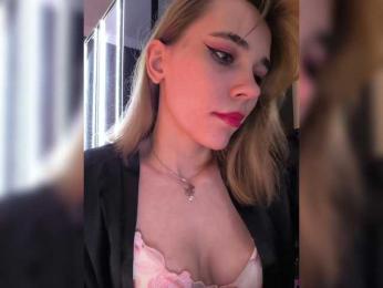 Kityteen bongacams stream image