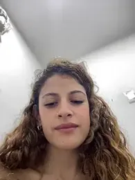 alana15 stripchat stream image, 05.04.2025 21:30