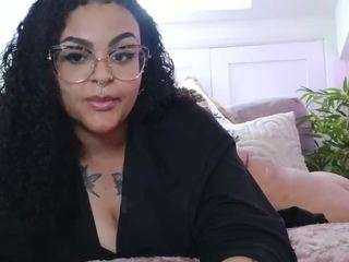 its-eve camsoda stream image, 06.04.2025 12:00