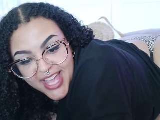 its-eve camsoda stream image, 06.04.2025 12:00
