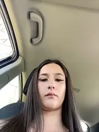 joanaelaa stripchat stream image