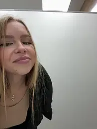 Liza_risky stripchat stream image, 09.04.2025 12:10