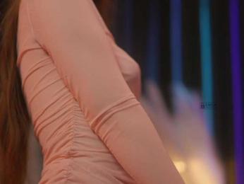 arimass bongacams stream image