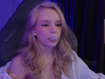 fymryn bongacams stream image