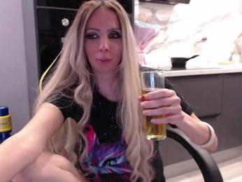 blondalina bongacams stream image