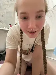 bambi_lu stripchat stream image, 13.04.2025 12:00