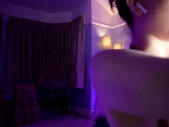 littlee33 chaturbate stream image