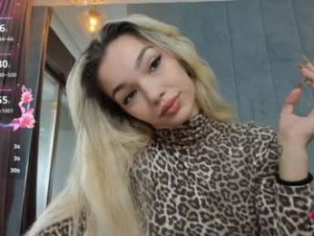 sassyt33n chaturbate stream image