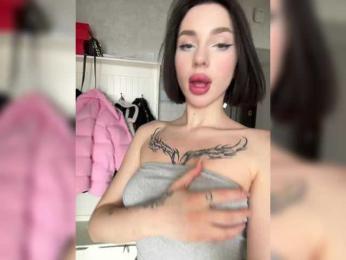 BabyDarii bongacams stream image, 15.04.2025 11:10
