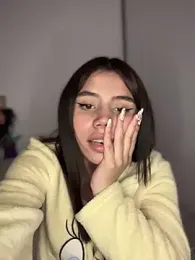 Laura-Khalifa stripchat stream image, 17.04.2025 05:50