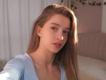 little_poetry chaturbate stream image, 17.04.2025 15:00