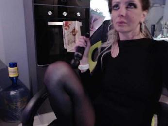 blondalina bongacams stream image