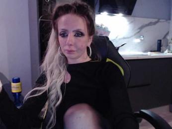 blondalina bongacams stream image