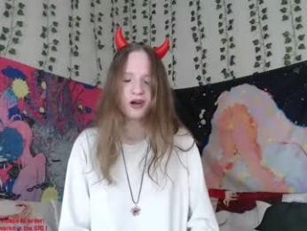 b4by_emilia chaturbate stream image, 21.04.2025 05:00