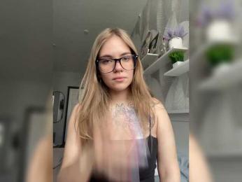 -Tiki-Riki- bongacams stream image