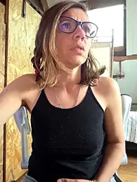 Lina_lou4 stripchat stream image