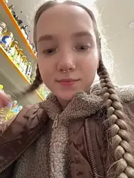 bambi_lu stripchat stream image, 22.04.2025 17:40