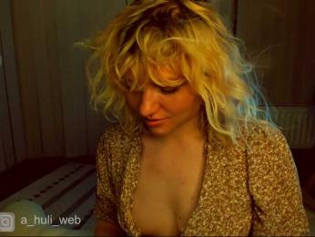 A-Huli bongacams stream image, 22.04.2025 18:30