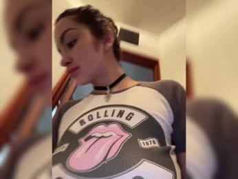 LALI_XS bongacams stream image, 23.04.2025 11:10