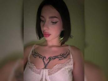BabyDarii bongacams stream image, 23.04.2025 15:30