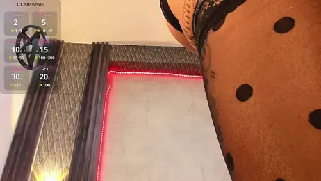 selene_red_ stripchat stream image