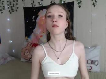 b4by_emilia chaturbate stream image, 25.04.2025 05:50