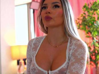 ArtTeasee bongacams stream image, 25.04.2025 07:30