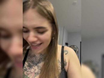 -Tiki-Riki- bongacams stream image