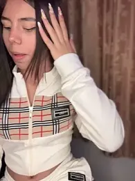 Laura-Khalifa stripchat stream image, 26.04.2025 04:40