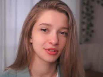 little_poetry chaturbate stream image, 26.04.2025 14:40