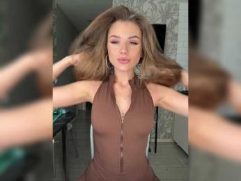 SweetyMia bongacams stream image