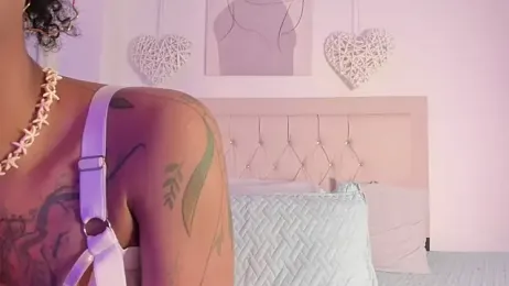 daiana_curly stripchat stream image