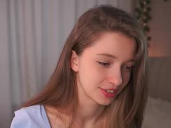 little_poetry chaturbate stream image, 29.04.2025 15:50