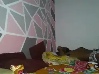 thasmyni stripchat stream image