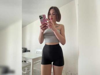 BabyDarii bongacams stream image, 01.05.2025 11:10