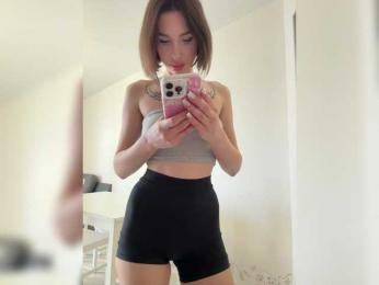 BabyDarii bongacams stream image, 01.05.2025 11:10